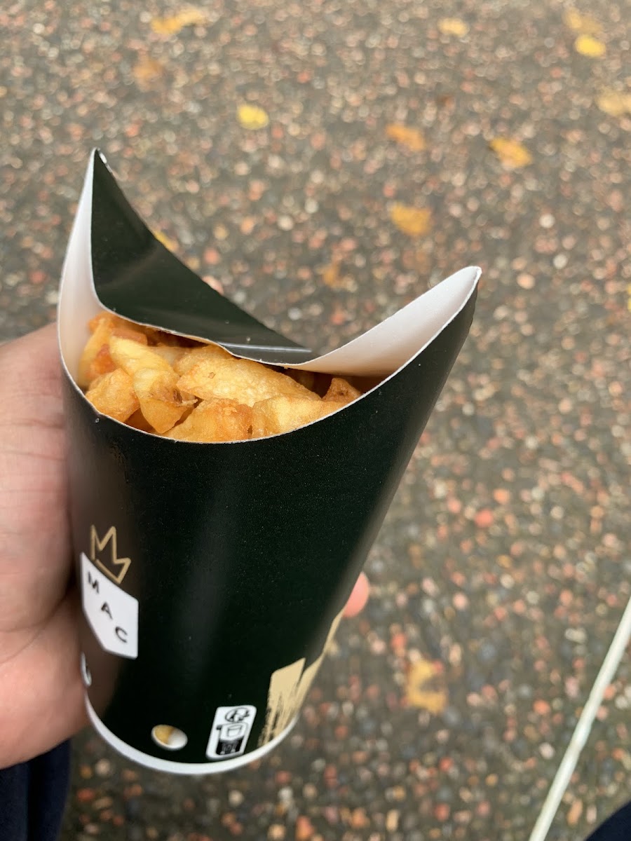 Les Mecs Au Camion Allées Jules Guesde-8